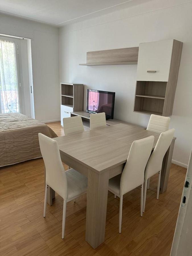 Sanremo Holiday Екстер'єр фото